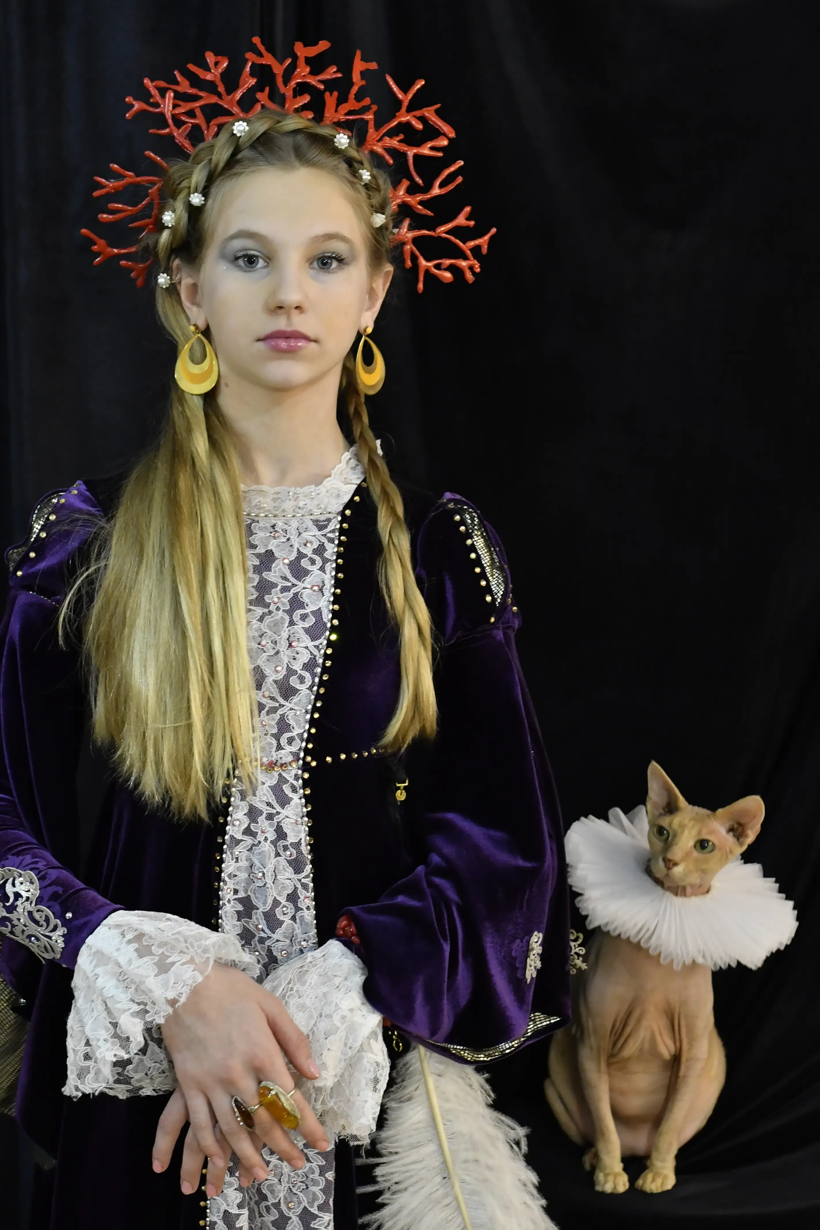 תלבושת רנסנס סגולה